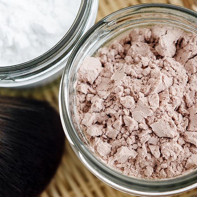 Shampoing sec  base de poudres capillaires bio une merveille